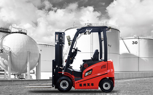 张掖叉车采购策略与市场分析.jpg
